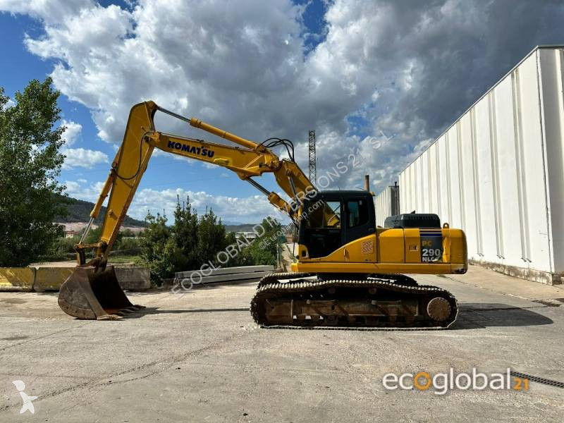 جرافة Komatsu