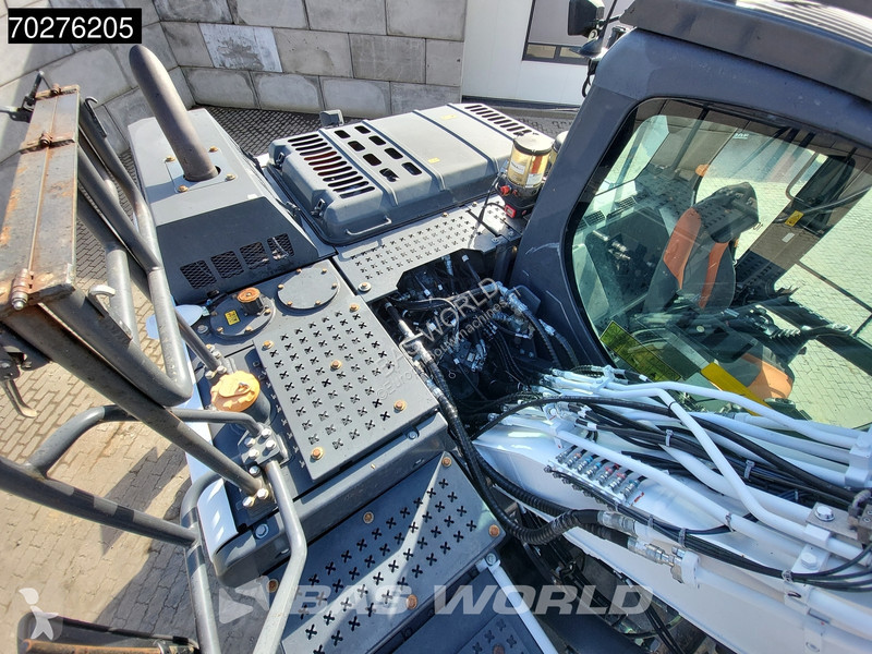Escavatore Doosan -5 BLADE + OUTRIGGERS