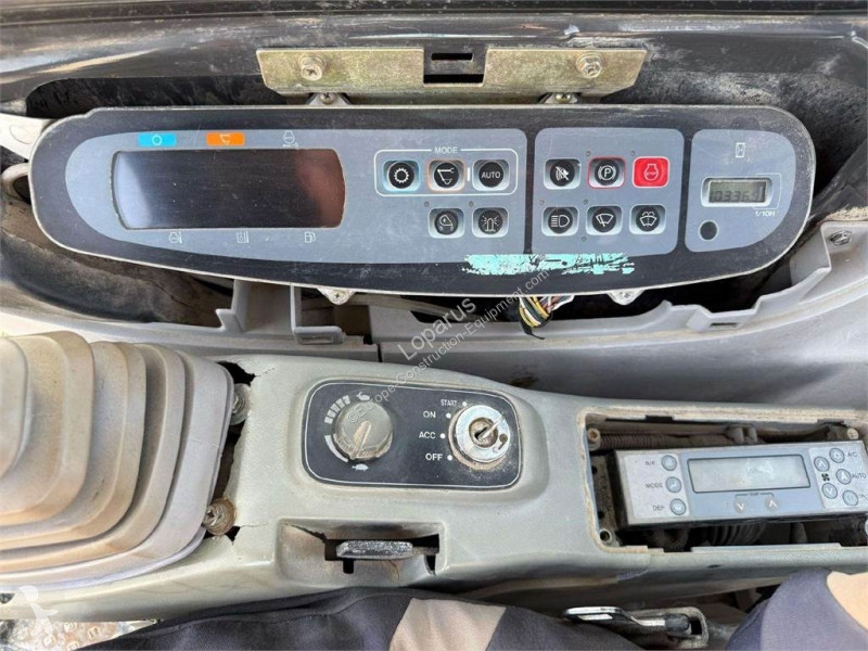 Excavator Case Cx 210, ISUZU MANUAL PUMP