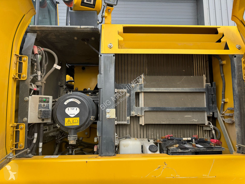 Graafmachine Komatsu -11