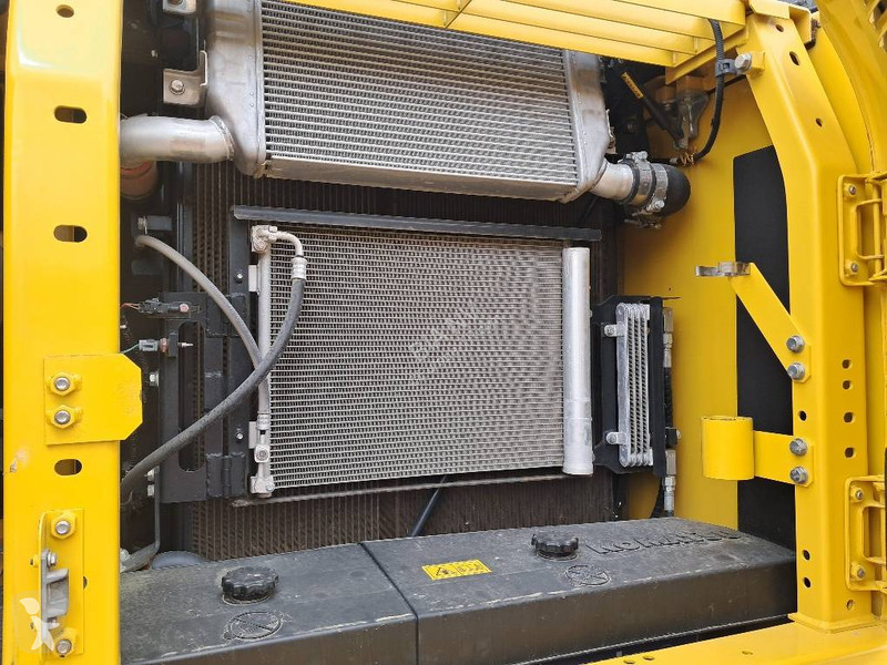 Escavadora Komatsu I-11