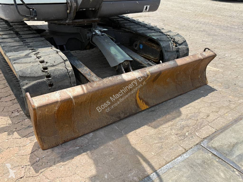 Excavator Mecalac - 6 Attachments Included!...