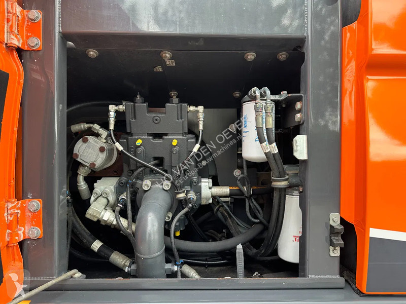 Excavator Doosan -5