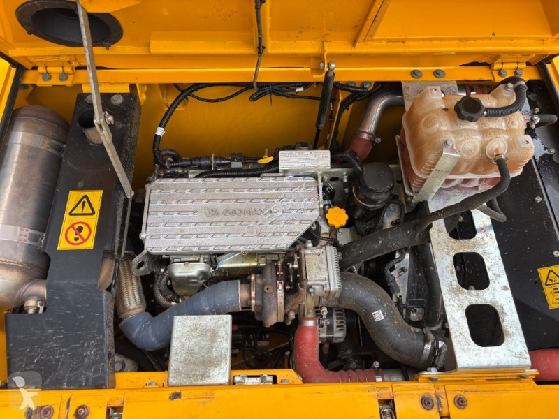 Escavadora JCB 220 XL 4F - 220 X