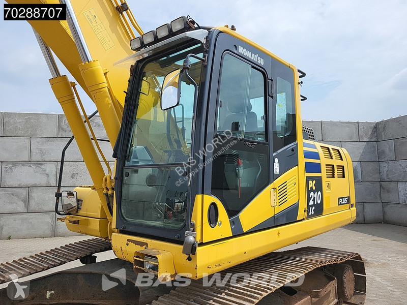 Excavator Komatsu PC210 LC-10