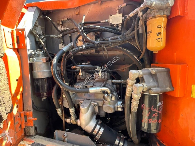 Escavadora Hitachi LC-5 B