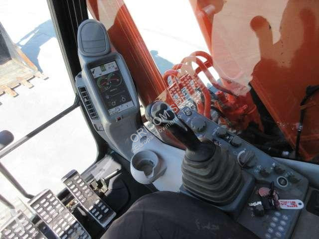 Escavadora Hitachi ZX160 LC-5B