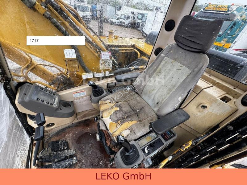 Escavatore Caterpillar 318B Mit Zwei Löffeln