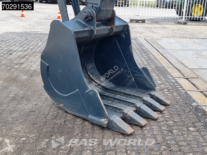 جرافة Hyundai R215 L NEW UNUSED