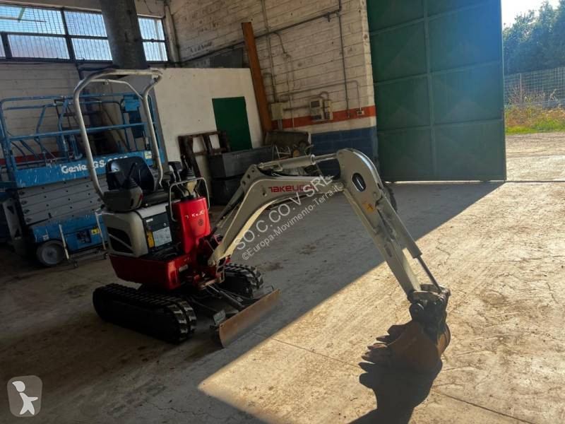 جرافة Takeuchi TB21JR