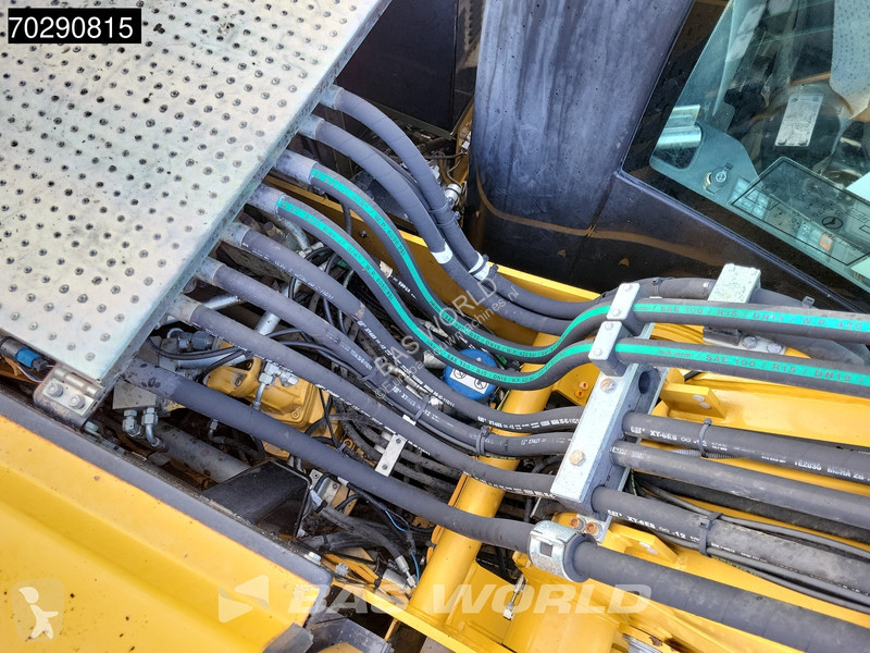 Excavator Caterpillar D