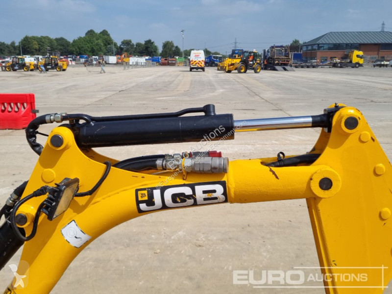 Escavatore JCB CT