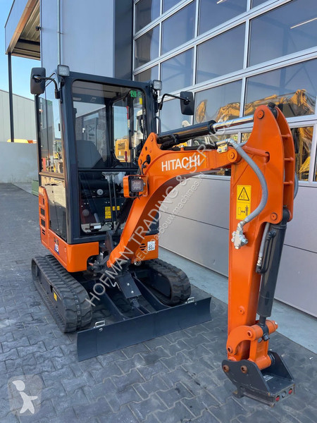 Escavadora Hitachi ZX19-6