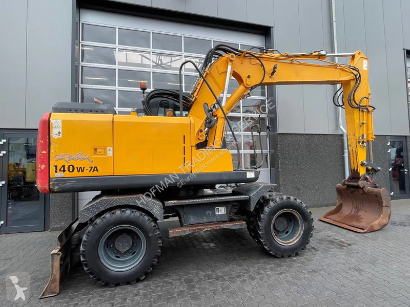 Escavatore Hyundai R140W-7A