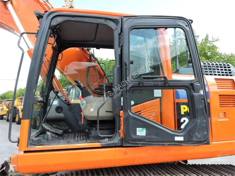 Escavatore Komatsu -10