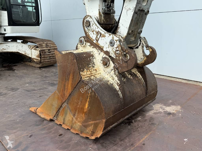 جرافة Liebherr R906LC - Weight System / Triple...