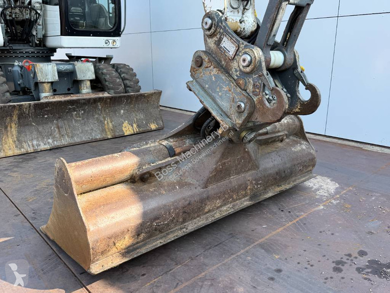 Lopatový nakládač Liebherr A918 Compact - 4...