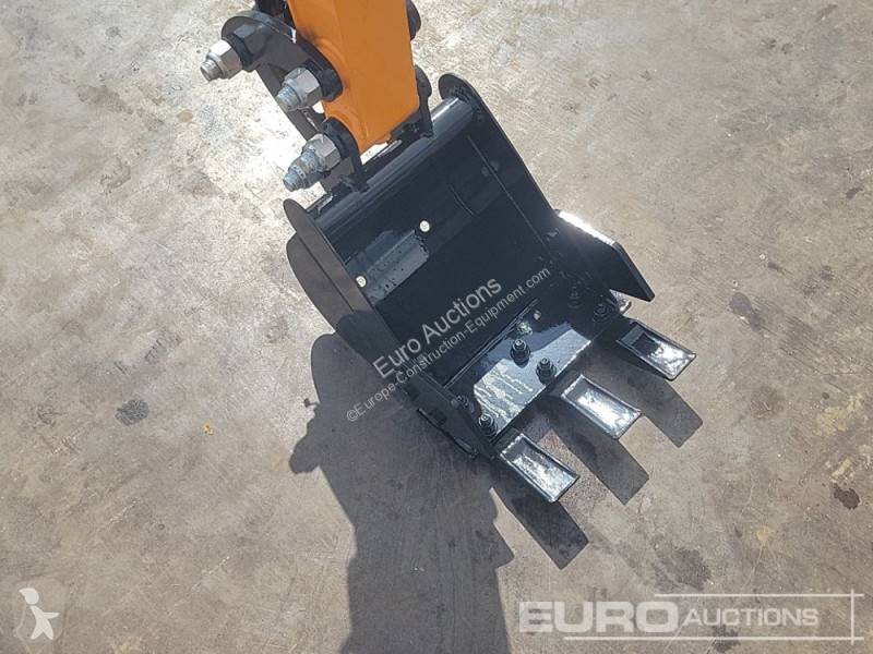 Escavadora JPC HT12
