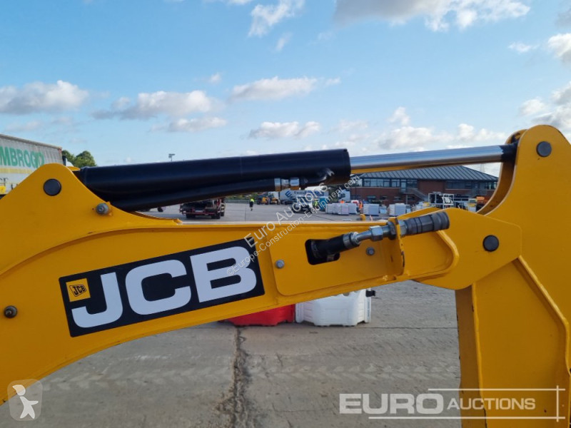 جرافة JCB 16C-1
