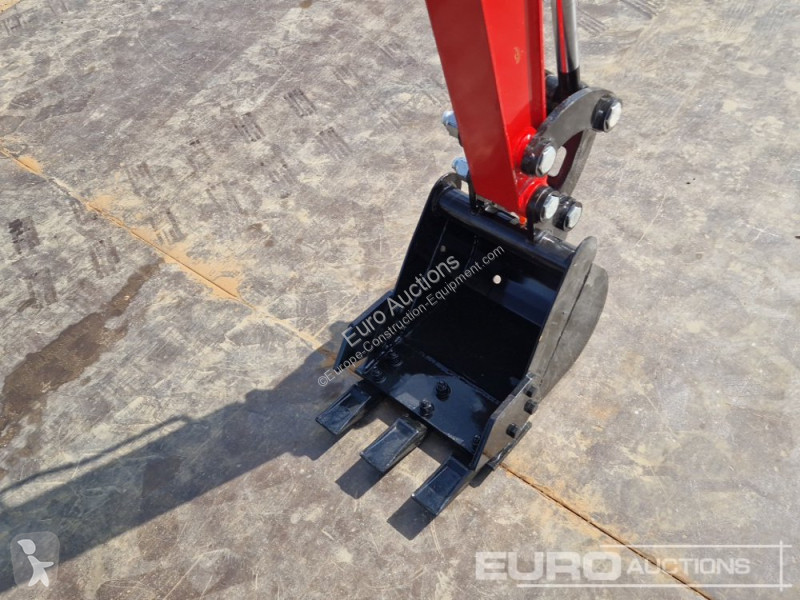 Escavadora JPC HT12