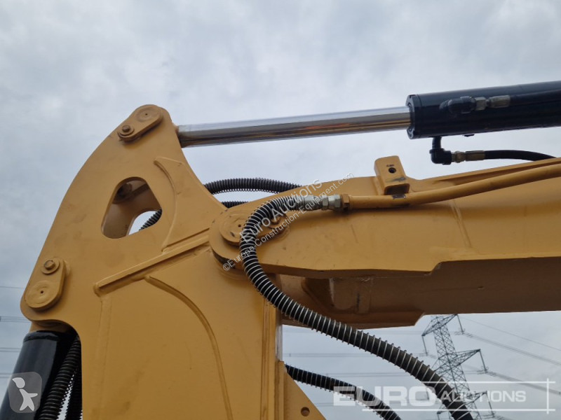 Escavatore Caterpillar 305.5E2
