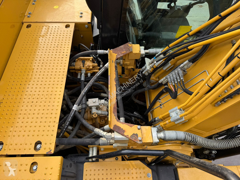 Graafmachine Caterpillar 323 07A