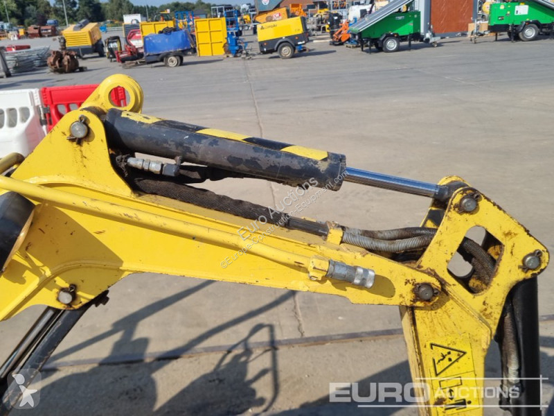 Escavatore Yanmar SV08-1A (S)