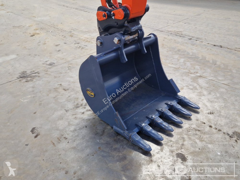 Escavatore Kubota KX080-4A