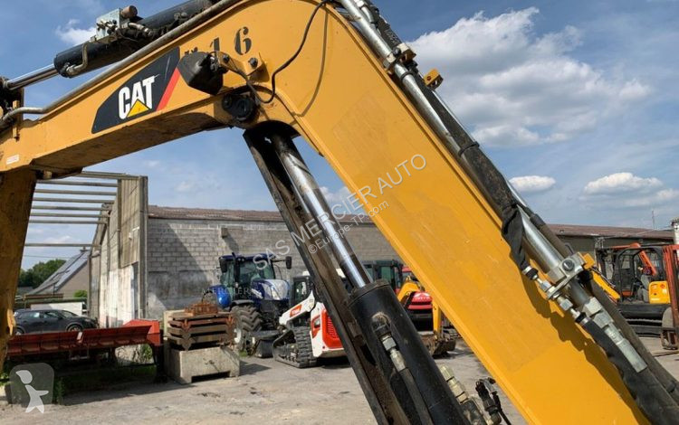 Skovl Caterpillar minipelle sur chenilles diesel