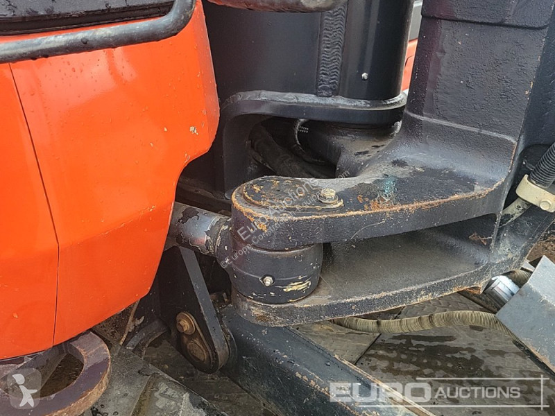 Escavadora Kubota KX080-4A