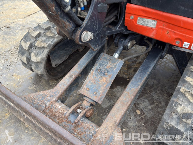 جرافة Kubota U27-4