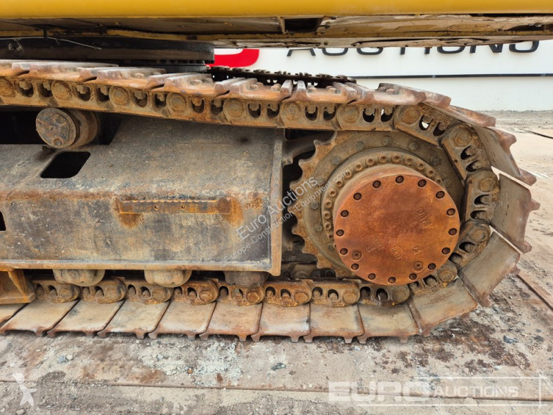 Escavatore Caterpillar 2