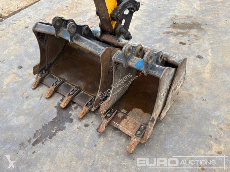 جرافة JCB 16C-1