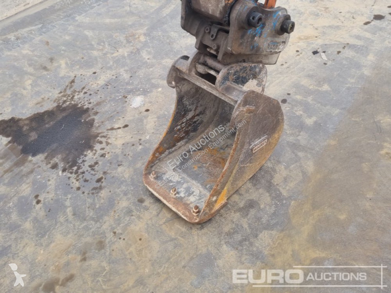 Excavadora Hitachi ZX26U-5A CLR