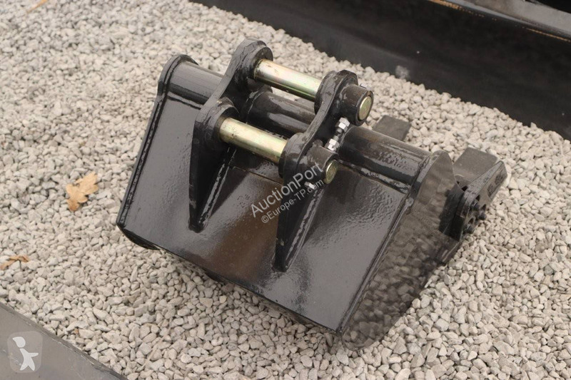 Escavadora  YU CHAI U17