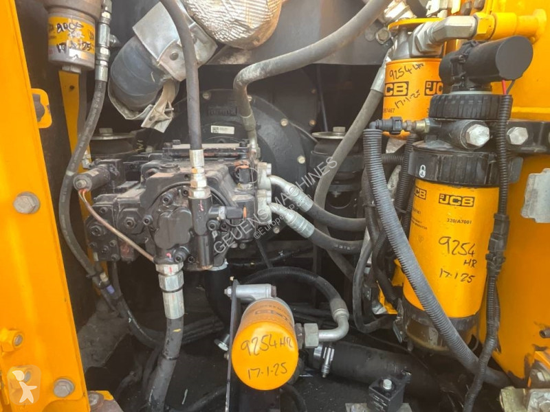 Escavadora JCB 4F