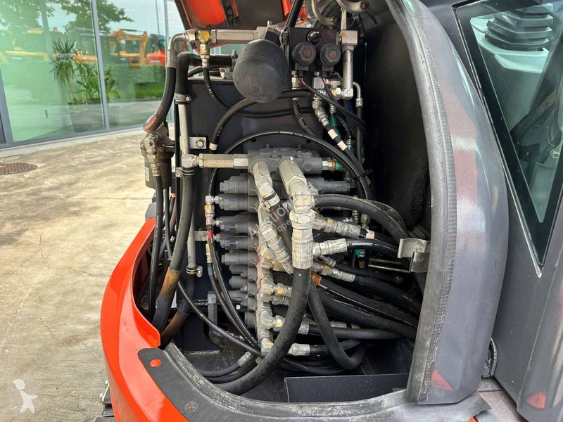 Escavatore Kubota KX155-5