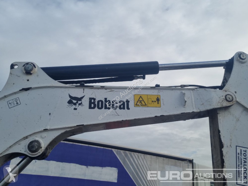 Escavadora Bobcat