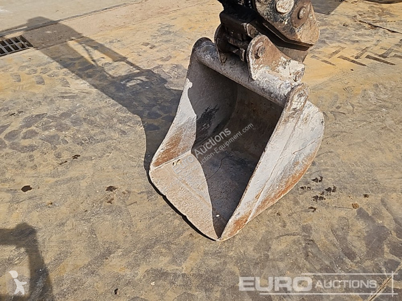 Lopatový nakládač Kubota U48-4