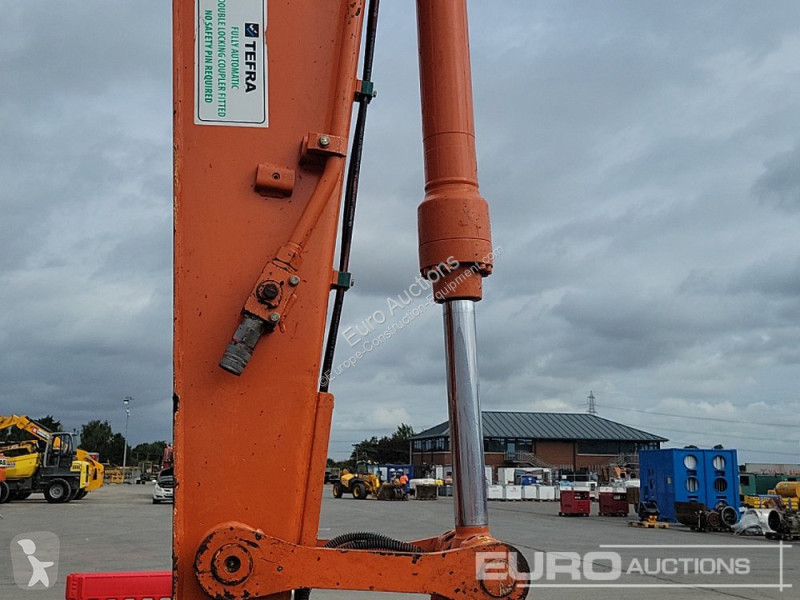 Excavadora Hitachi -6