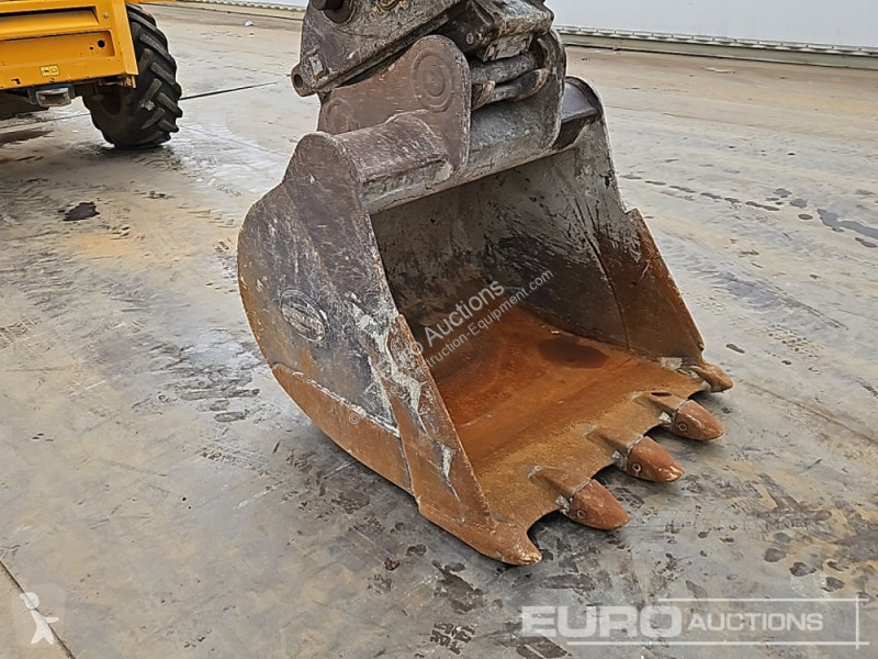 Escavadora Kobelco SK230SRLC-5