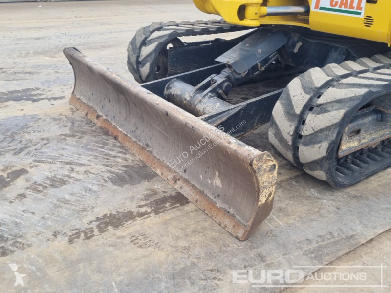 Escavadora Komatsu PC80MR-5