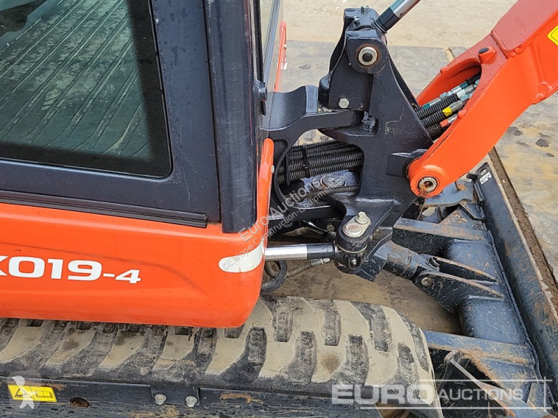 جرافة Kubota KX019-4
