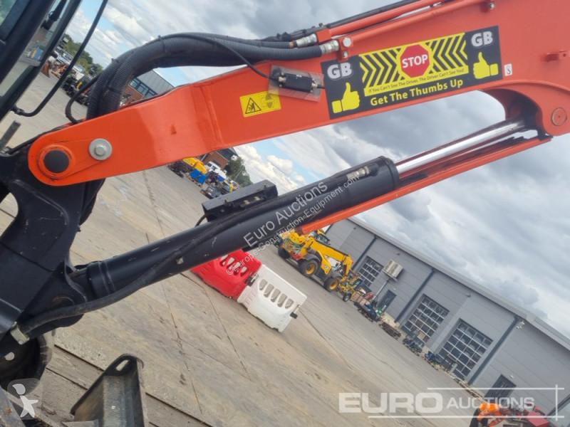 Escavatore Kubota KX080-4A2