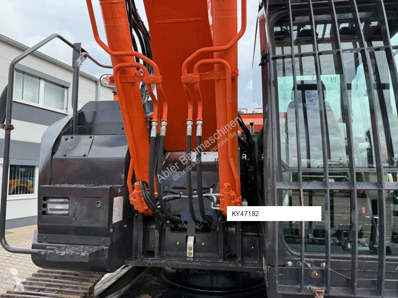 Escavadora Hitachi ZX225 USLC-5 B Kettenbagger...