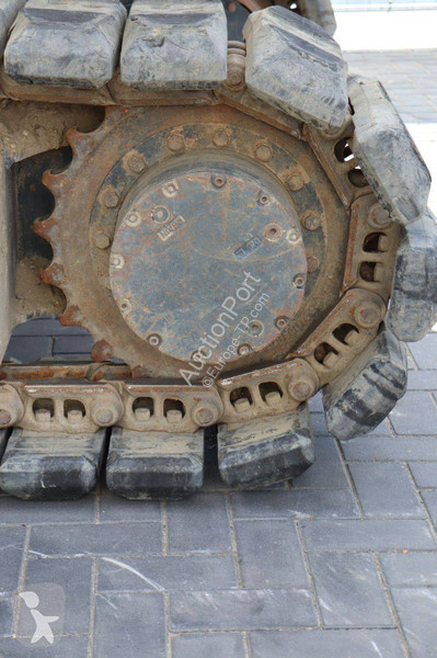جرافة Komatsu PC138US-11