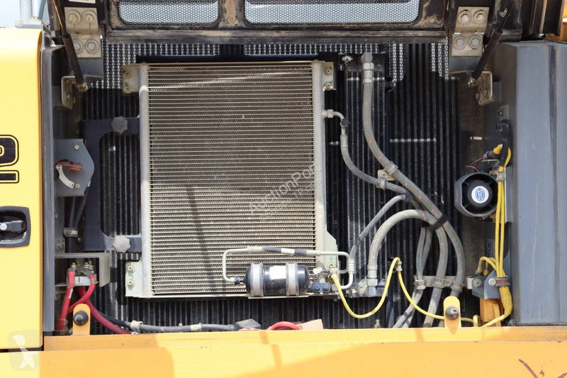 Escavatore Liebherr R922