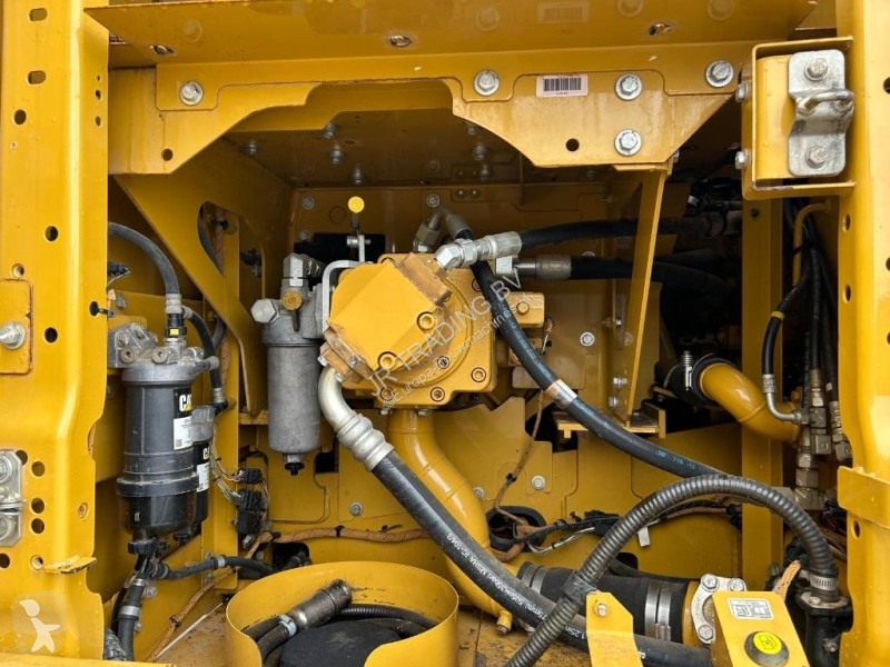 Excavator Caterpillar 320