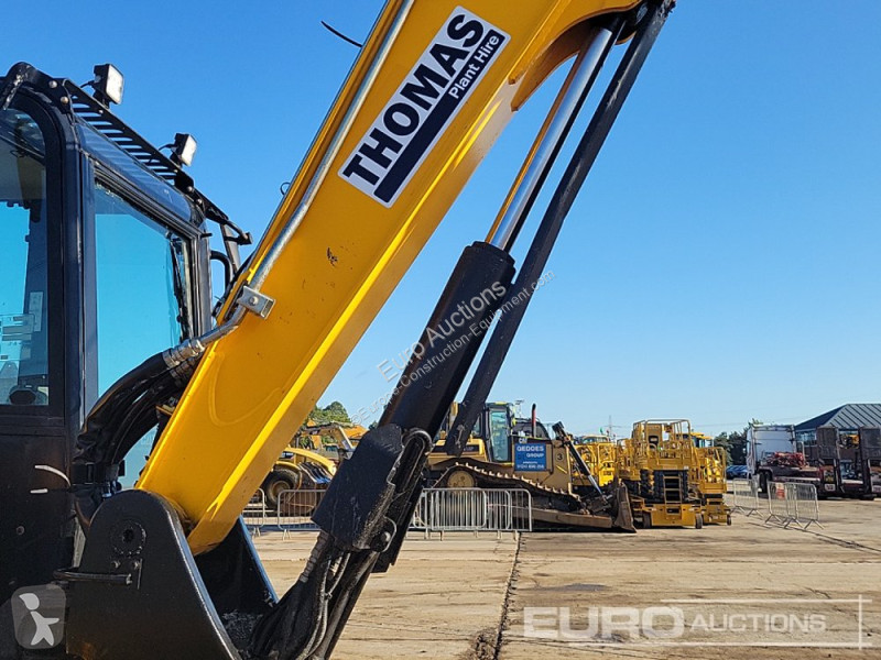 Lopatový nakládač JCB 86C-2