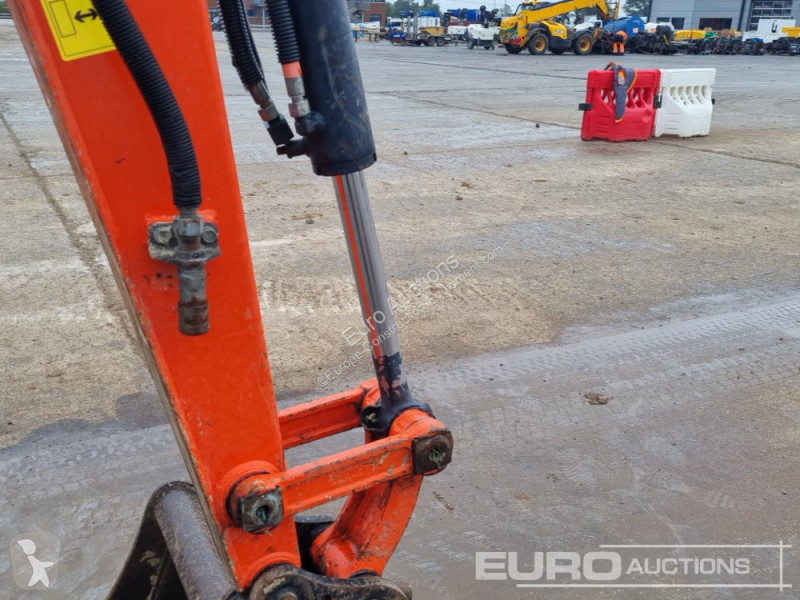 Lopatový nakládač Kubota KX027-4